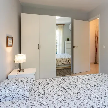 Semesterbostad Maro House *